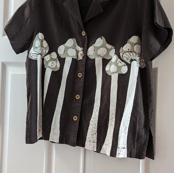 Big Bud Press mushroom shirt, NWOT, size XS - Picture 2 of 5